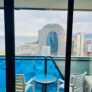 Апартаменты Royal Sea Breeze, Батуми