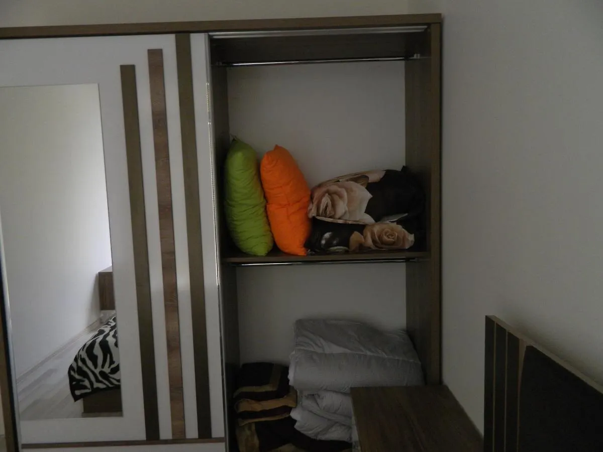 Chemi Saxli Apartment Batoemi