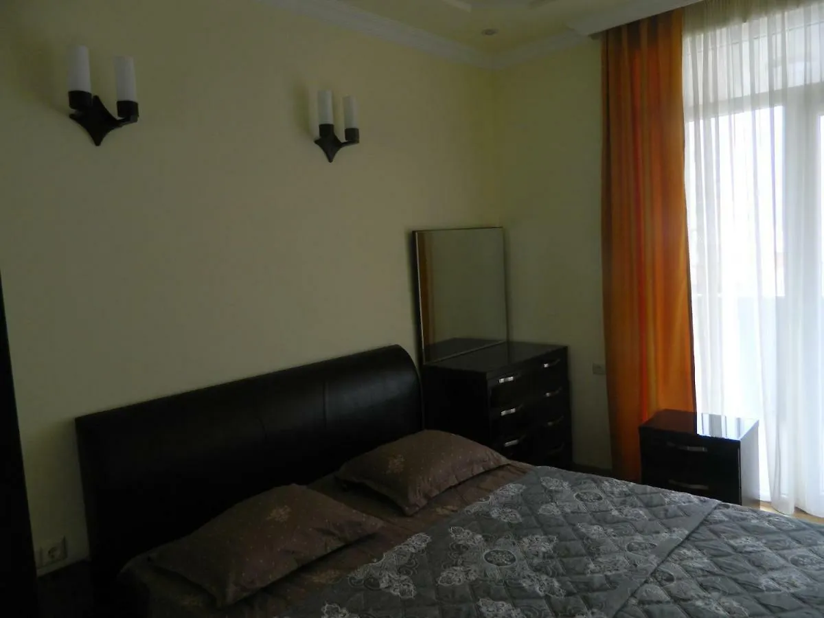 Chemi Saxli Apartment Batoemi Georgië